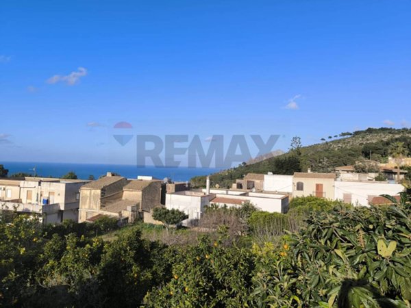 rudere in vendita a Valderice