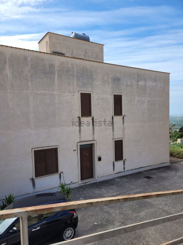 casa indipendente in vendita a Valderice