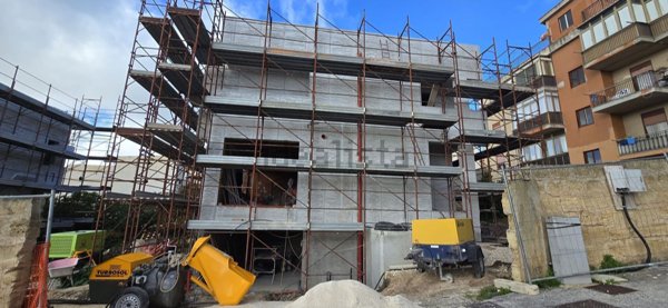 casa indipendente in vendita a Valderice