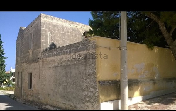 casa indipendente in vendita a Valderice in zona Sant'Andrea