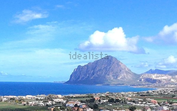 casa indipendente in vendita a Valderice in zona Sant'Andrea