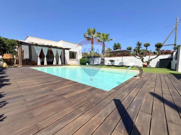 casa indipendente in vendita a Valderice