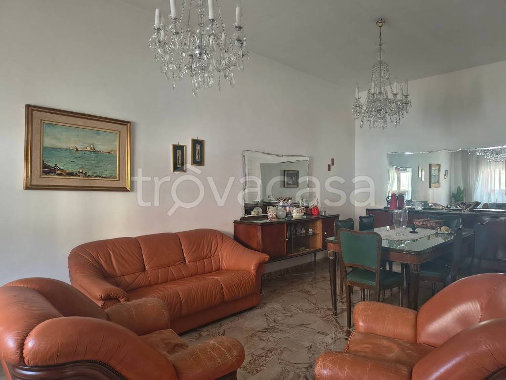 casa indipendente in vendita a Valderice