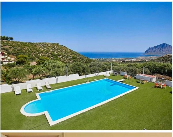 casa indipendente in vendita a Valderice