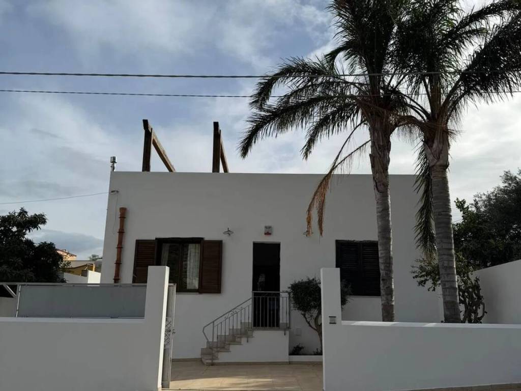 casa indipendente in vendita a Valderice in zona Sant'Andrea