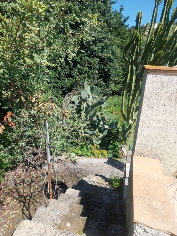 casa indipendente in vendita a Valderice