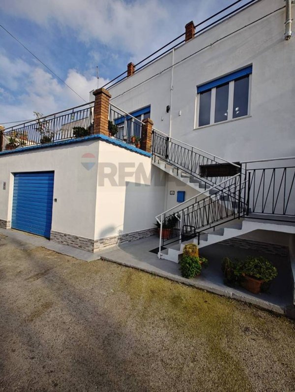 casa indipendente in vendita a Valderice