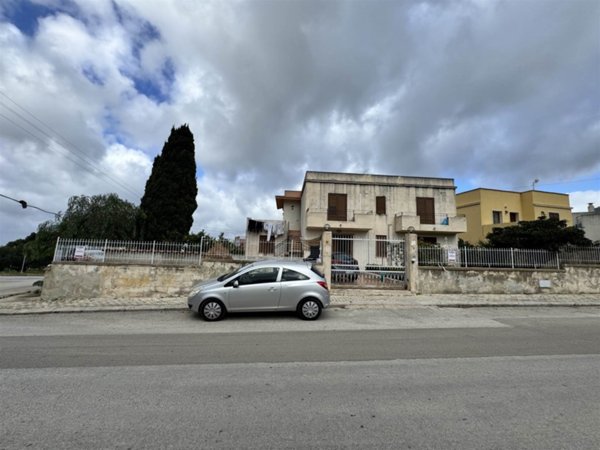 casa indipendente in vendita a Valderice in zona Sant'Andrea