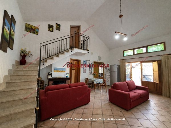 casa indipendente in vendita a Valderice
