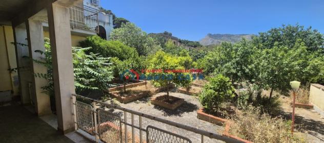 casa indipendente in vendita a Valderice