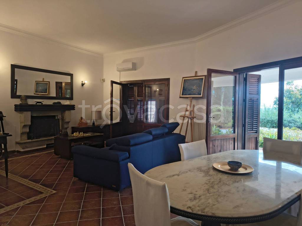 casa indipendente in vendita a Valderice