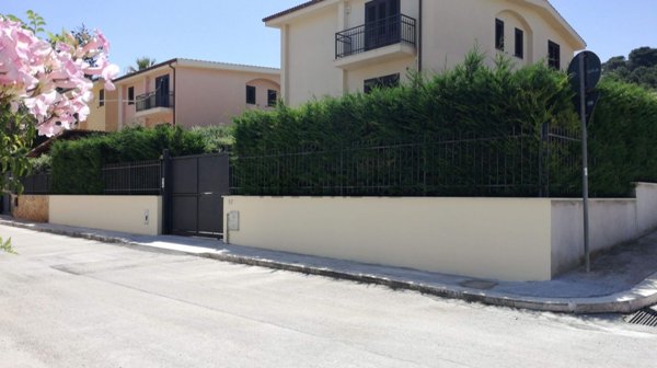 casa indipendente in vendita a Valderice