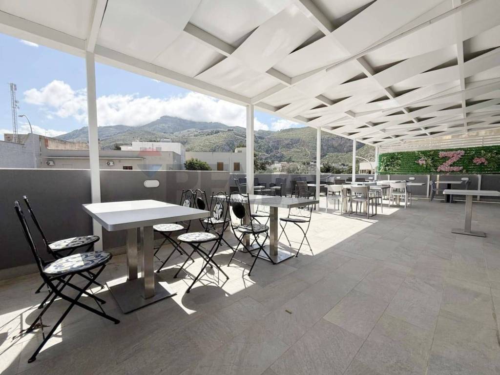 negozio in vendita a Valderice