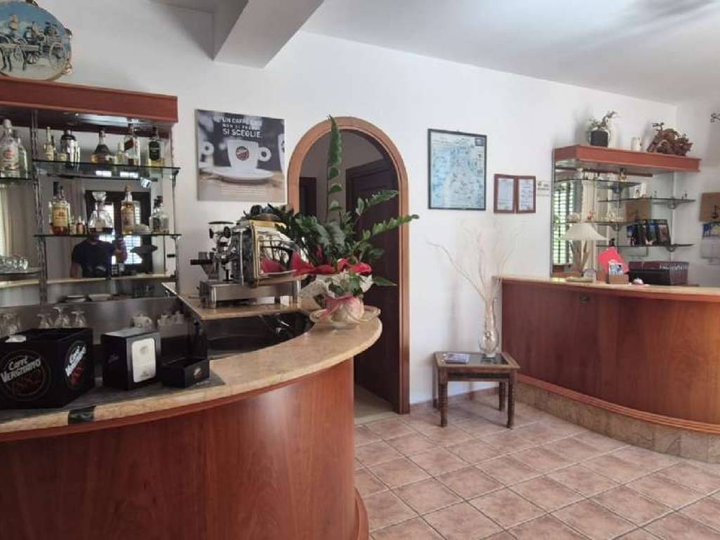 negozio in vendita a Valderice