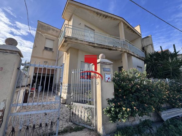 casa indipendente in vendita a Valderice in zona Sant'Andrea
