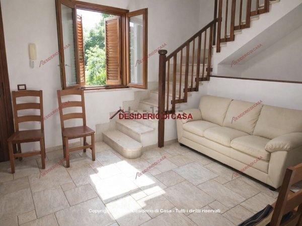 casa indipendente in vendita a Valderice