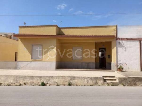 casa indipendente in vendita a Valderice in zona Chiesanuova