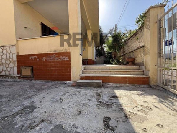 casa indipendente in vendita a Valderice