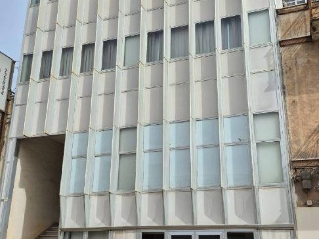 negozio in vendita a Valderice