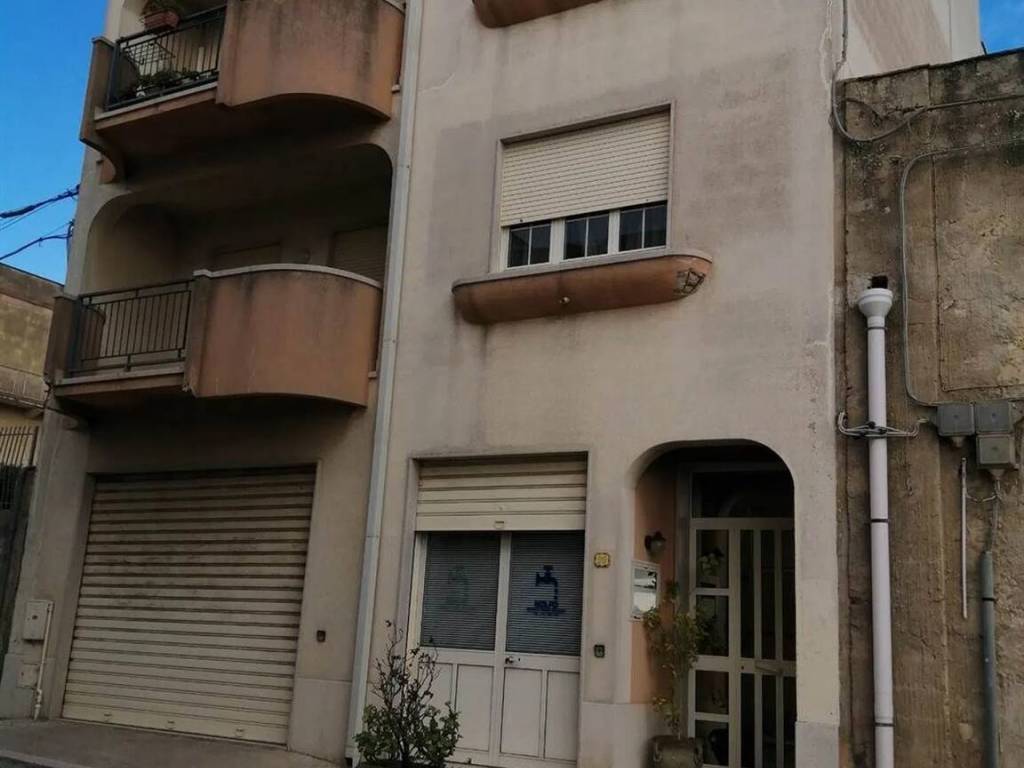 casa indipendente in vendita a Valderice