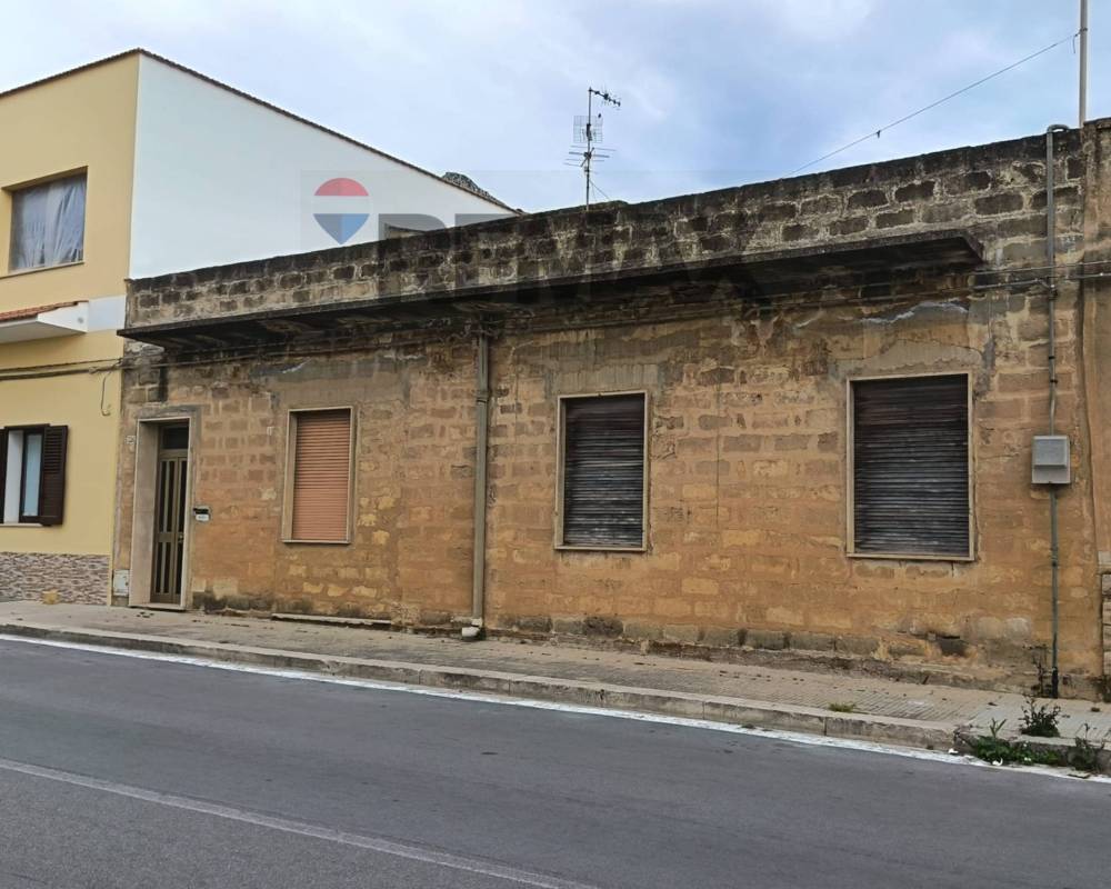 casa indipendente in vendita a Valderice