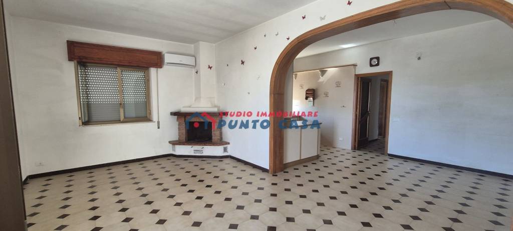 casa indipendente in vendita a Valderice in zona Crocevie