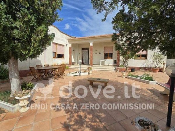casa indipendente in vendita a Valderice