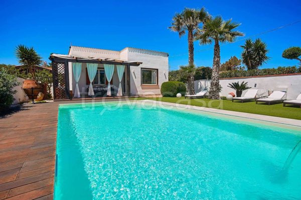 casa indipendente in vendita a Valderice in zona Sant'Andrea