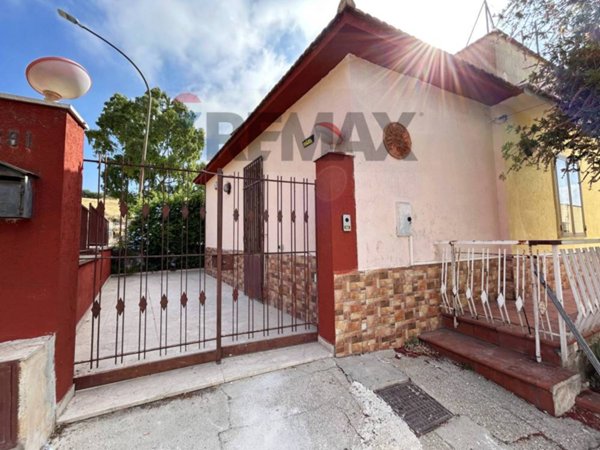 casa indipendente in vendita a Valderice