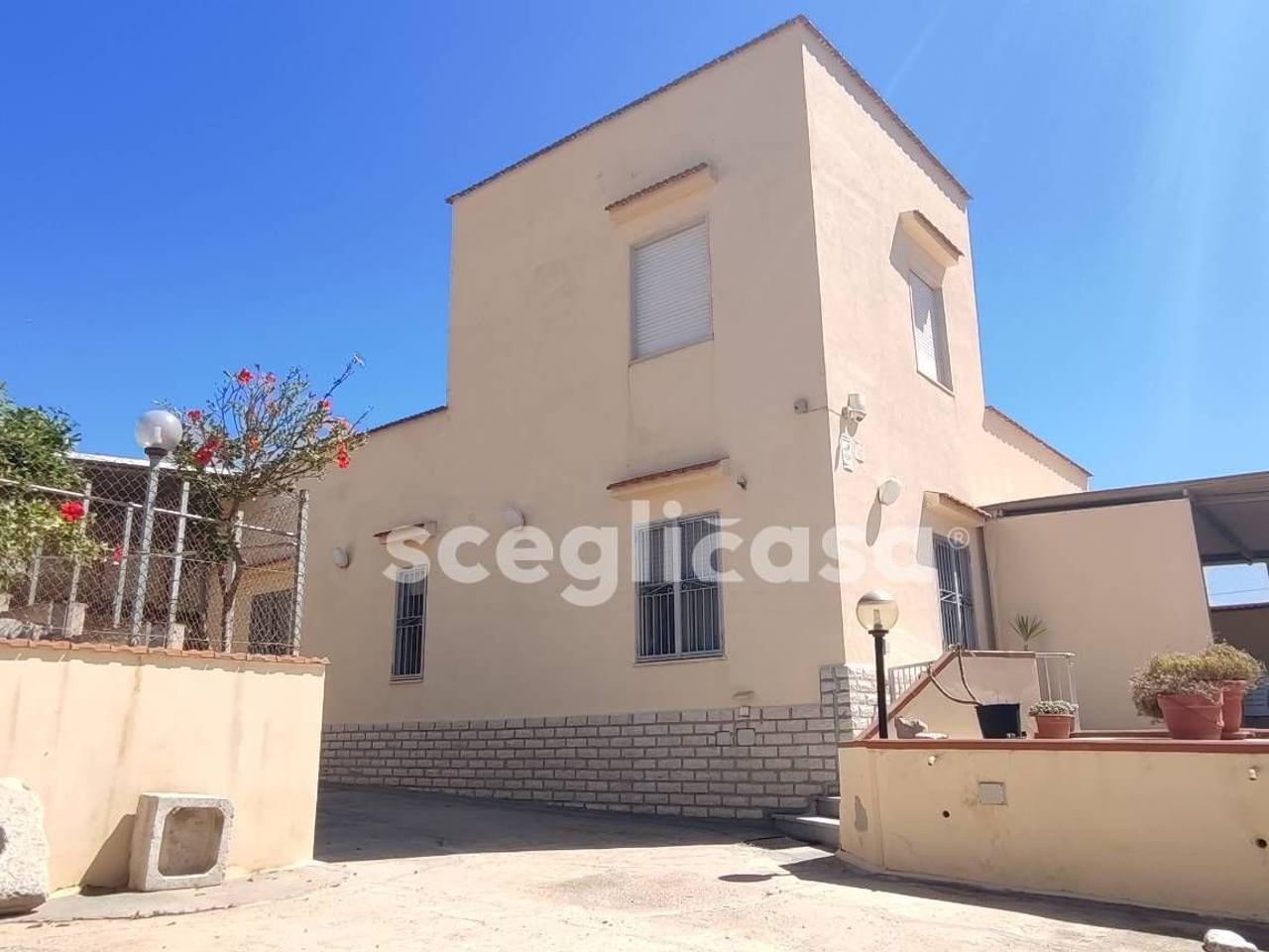 casa indipendente in vendita a Valderice in zona Crocci