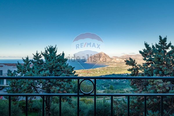 casa indipendente in vendita a Valderice