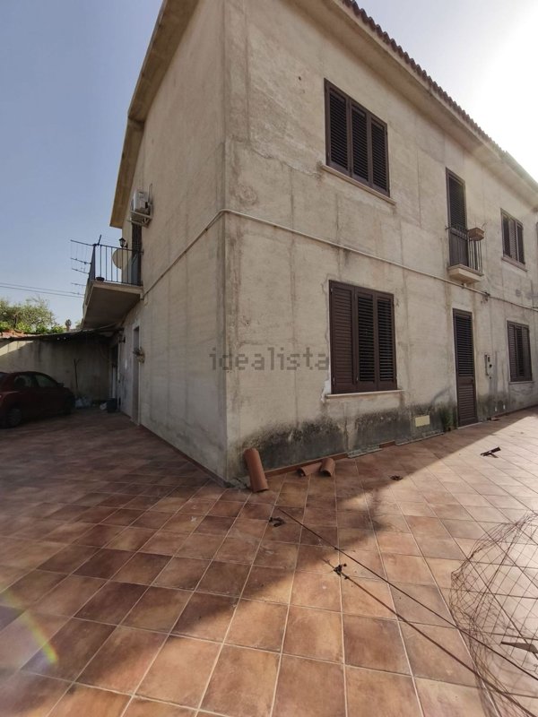 casa indipendente in vendita a Valderice in zona Crocevie