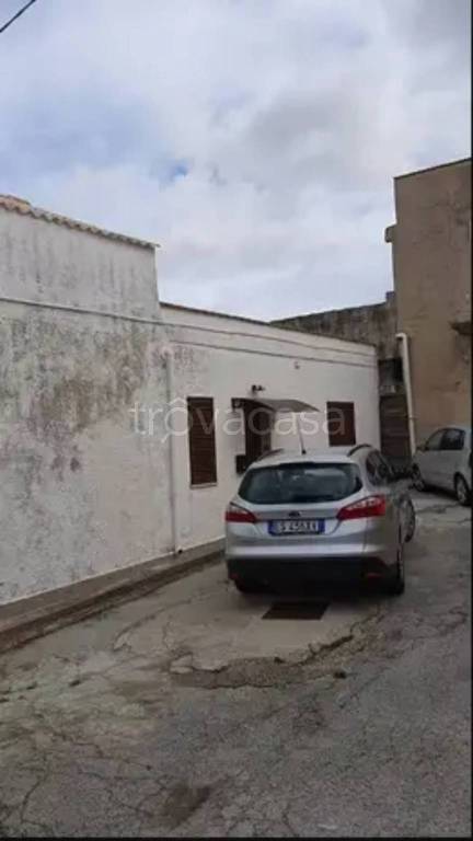 appartamento in vendita a Valderice in zona Crocci