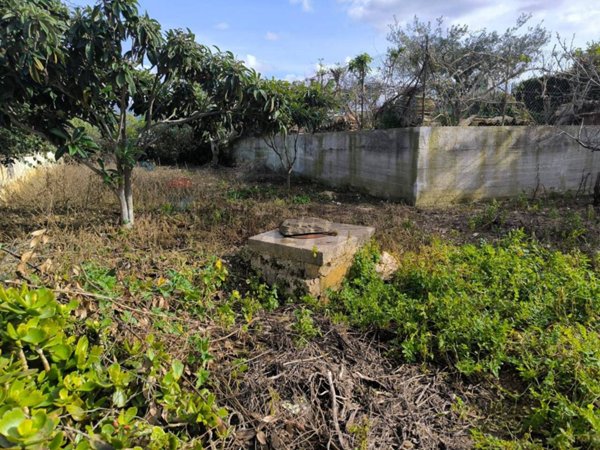 casa indipendente in vendita a Valderice in zona Crocevie