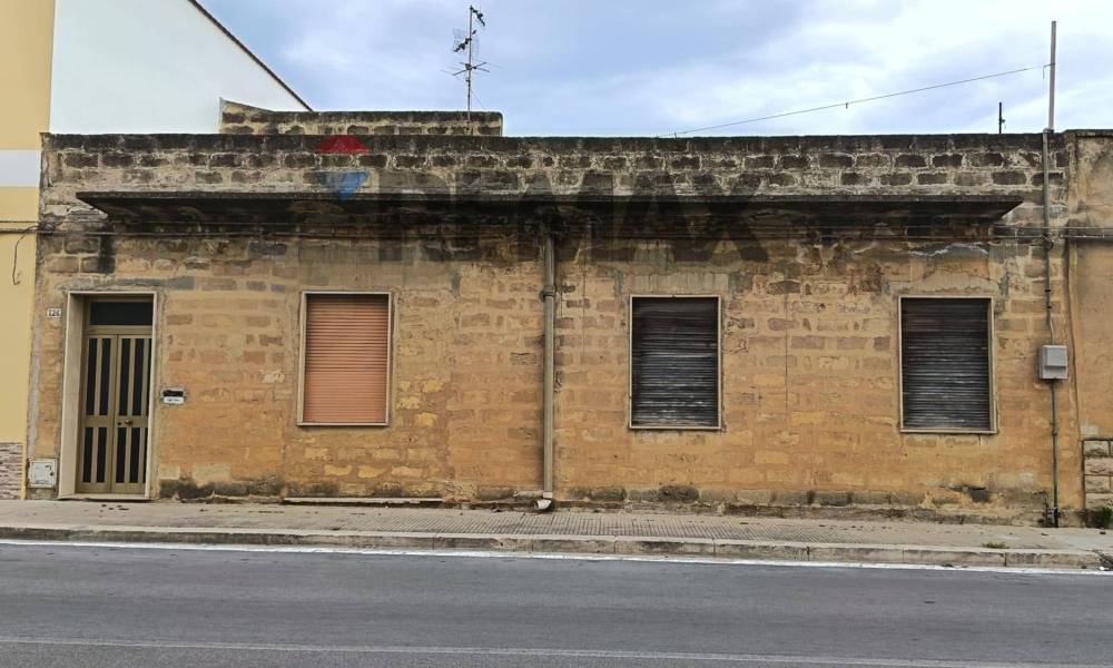 casa indipendente in vendita a Valderice