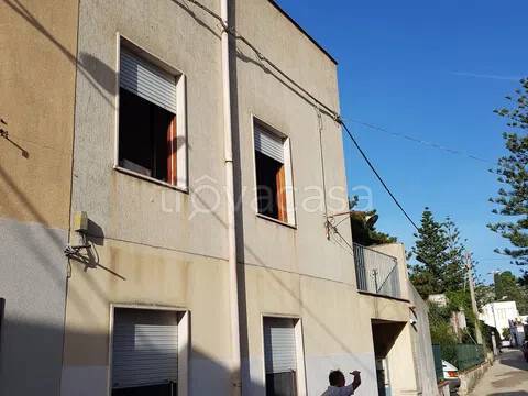 casa indipendente in vendita a Valderice