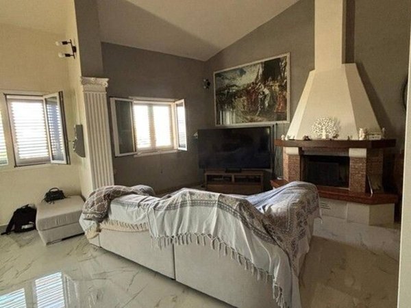 casa indipendente in vendita a Valderice in zona Crocevie