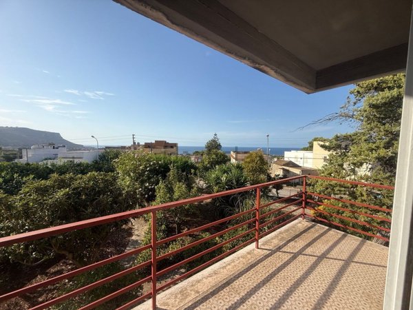 casa indipendente in vendita a Valderice