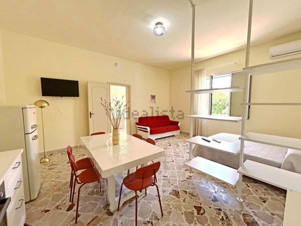 casa indipendente in vendita a Valderice in zona Crocevie