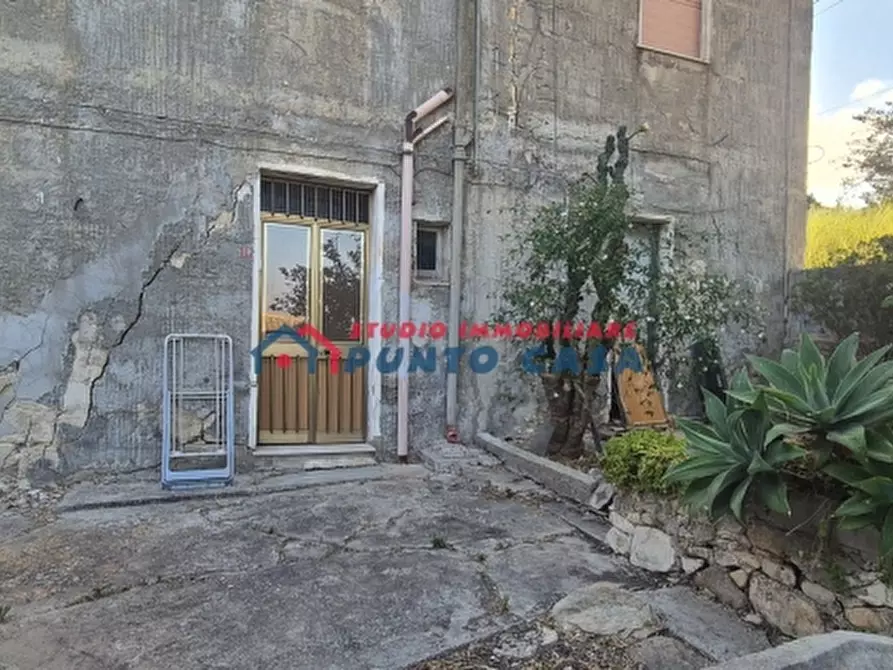 casa indipendente in vendita a Valderice