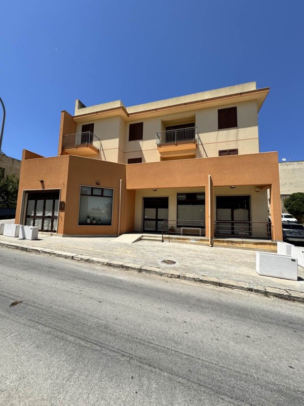casa indipendente in vendita a Valderice