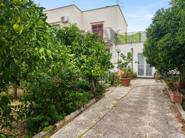 appartamento in vendita a Valderice in zona Sant'Andrea