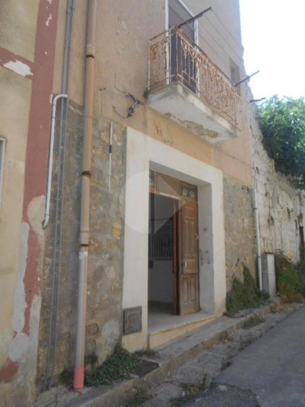 casa indipendente in vendita a Vita