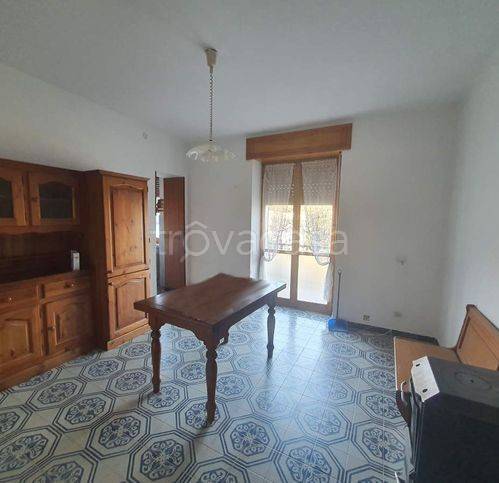 appartamento in vendita a Mombaldone