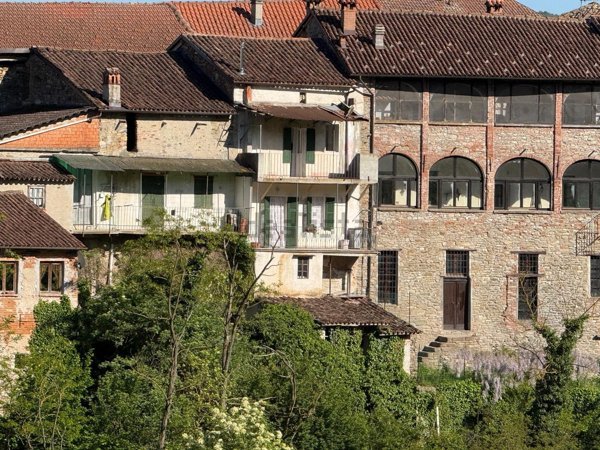 casa semindipendente in vendita a Mombaldone