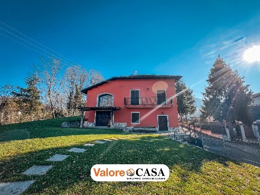 casa indipendente in vendita a Mombaldone