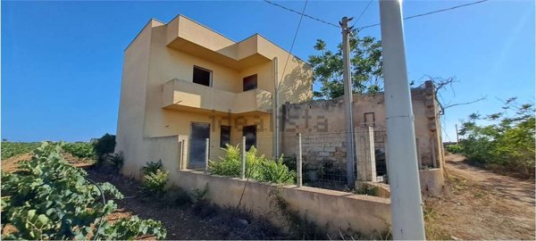 casa indipendente in vendita a Petrosino