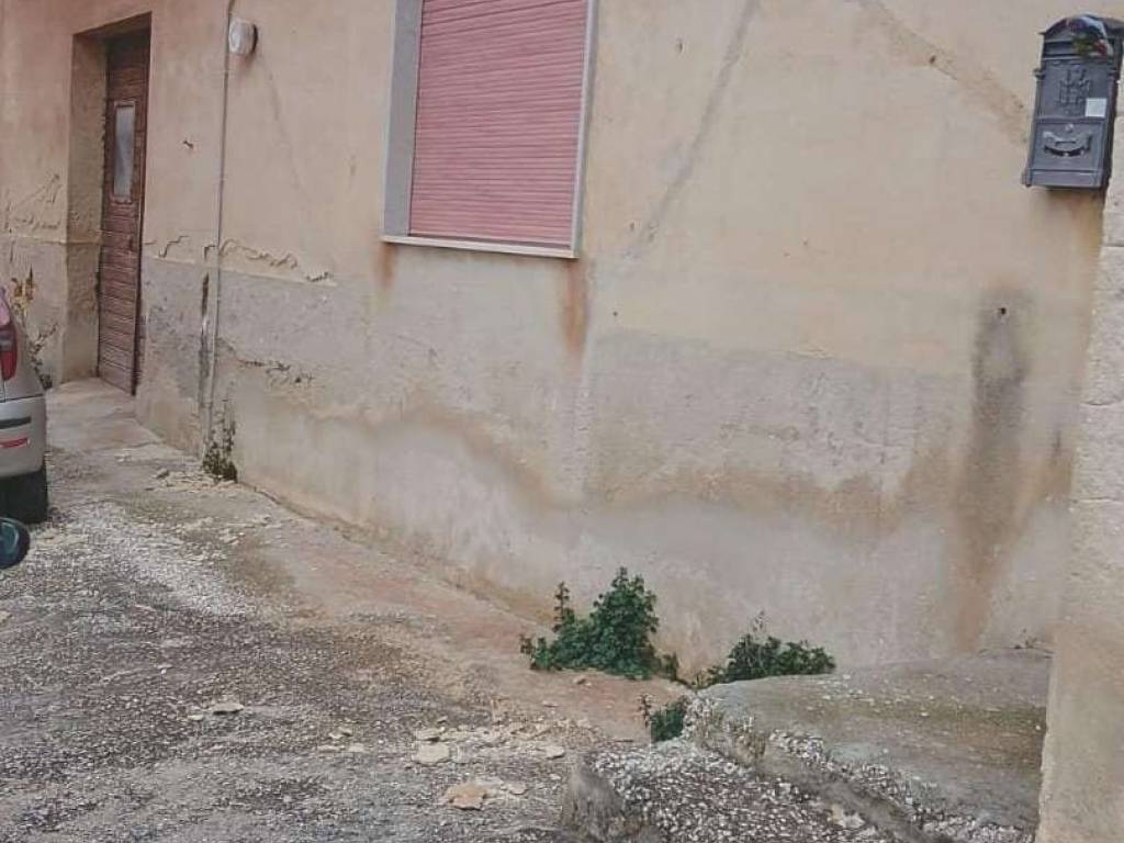 casa indipendente in vendita a Petrosino
