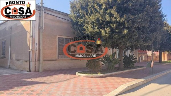 negozio in vendita a Petrosino