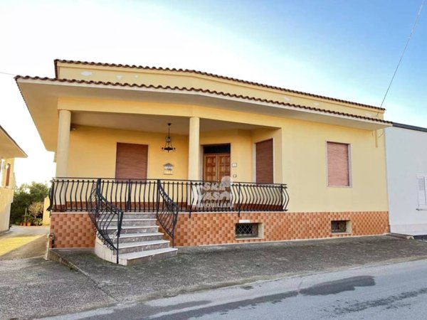 casa indipendente in vendita a Petrosino